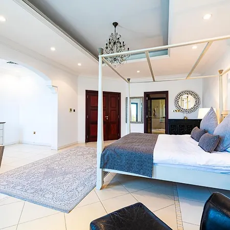 Palm Jumeirah Beachfront Private Pool Villa 5 Bedroom & 1 Maids Room With Access To Beach Dubai Esterno foto